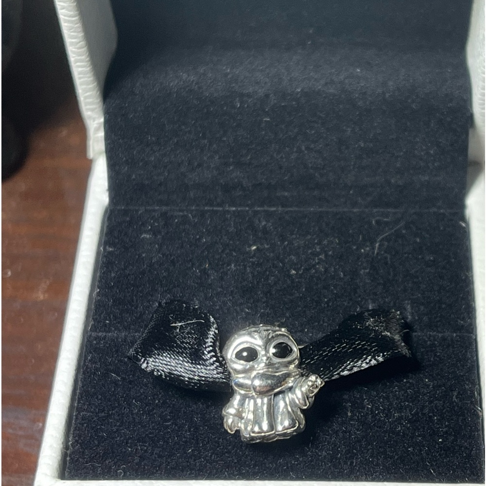 Pandora Moments Star Wars Snake Chain Clasp Bracelet w/ The Child Charm